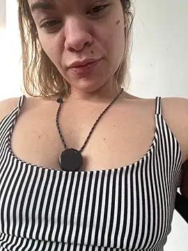 Show de HeavenAylin na webcam