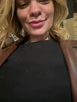 Show de PeachChampagne na webcam