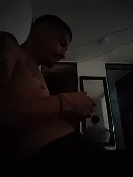 Juann-cock Live XXX-chat