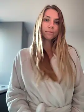 Show modela KatrinBloom na web-kameri