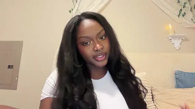 SpoiledEboni's Webcam Show