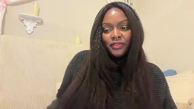 SpoiledEboni – live chatrum
