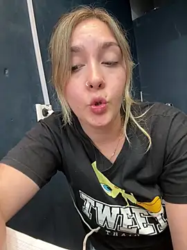 XXX chat uživo modela ayebran