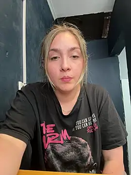 ayebran Live XXX-Chat
