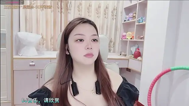 Lcey_66 网络视讯表演