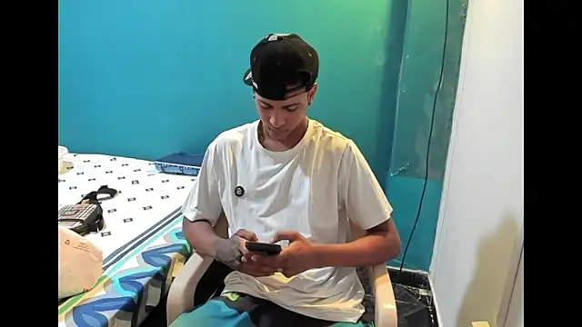 Andrew25- Pertunjukan Webcam