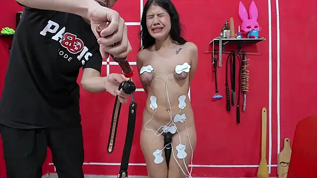 BDSM_Playroom_Tania webcam show