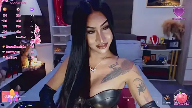 Show modela SeductiveVictoria na web-kameri