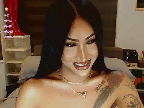 Pokazy przed kamerką – SeductiveVictoria