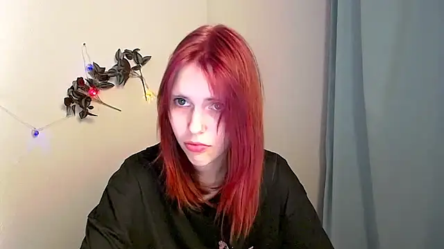 GuessMe___'s Live Chat Room