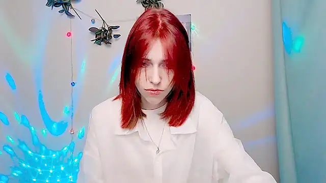 XXX chat uživo modela GuessMe___