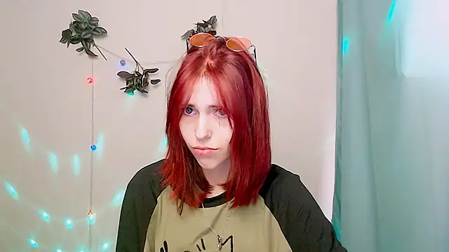 XXX chat uživo modela GuessMe___