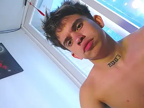 Thesexykev – webcam-show