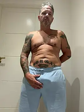 mrlovinhusband Show Webcam