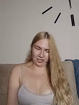 KisaVixen's Live Chat Room
