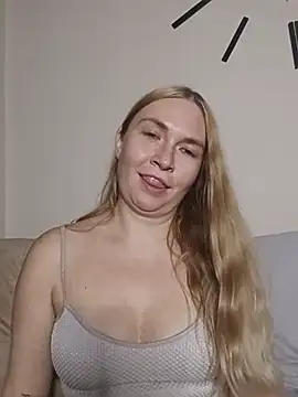 Webkamerová show KisaVixen