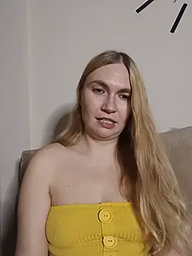 Chat +18 de KisaVixen ao vivo