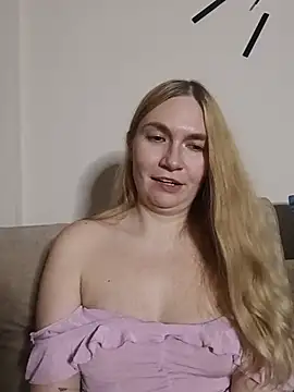 KisaVixen Chat XXX live