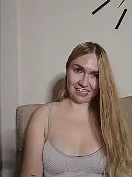 XXX chat uživo modela KisaVixen