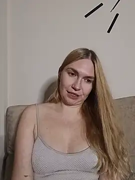 צ'אט XXX בשידור חי של KisaVixen