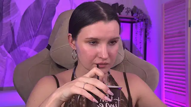 AgataWillis Chat XXX in diretta