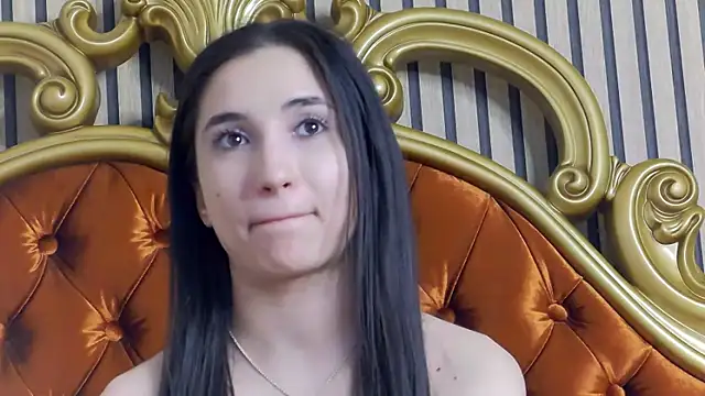 Chat soba uživo modela CarolinaBlair