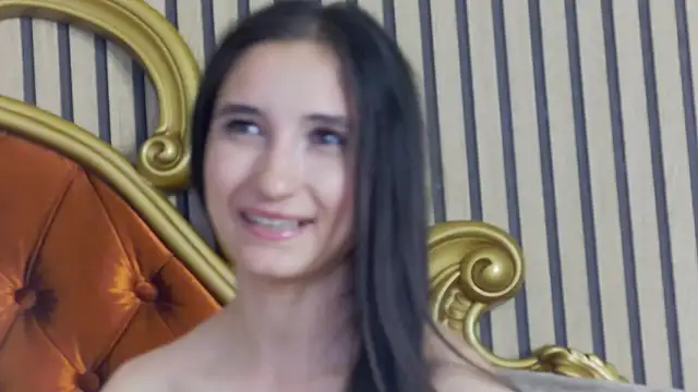 CarolinaBlair élő XXX-chatje