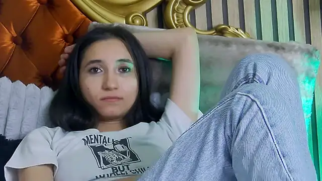 Chat +18 de CarolinaBlair ao vivo