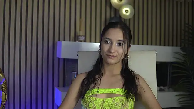 CarolinaBlair Chat XXX in diretta