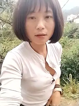 linda_bae00's Webcam Show