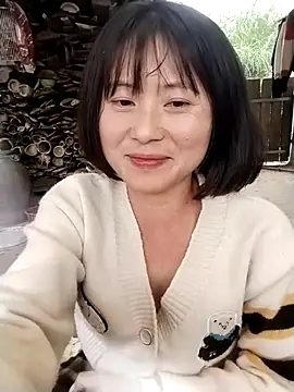 linda_bae00 webcam show