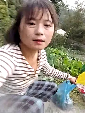 linda_bae00 Adlı Modelin Web Kamerası Şovu