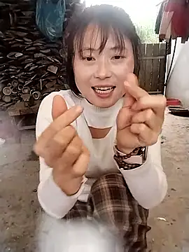 linda_bae00のウェブカメラショー