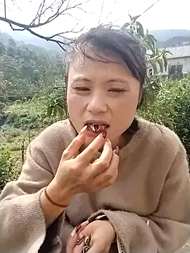 linda_bae00's Webcam Show