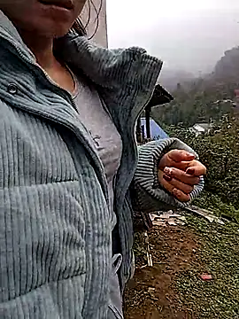 linda_bae00: διαδικτυακό σόου στην κάμερα