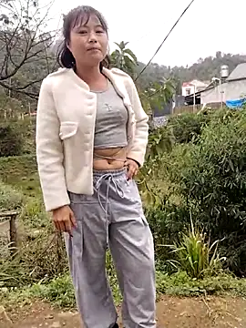 linda_bae00: διαδικτυακό σόου στην κάμερα