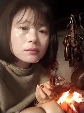 linda_bae00's Webcam Show