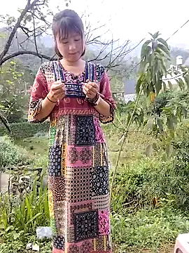 linda_bae00n Webbikameraesitys