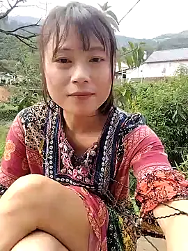 linda_bae00: διαδικτυακό σόου στην κάμερα