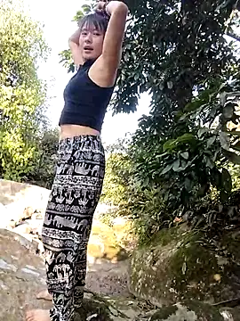 Pokazy przed kamerką – linda_bae00