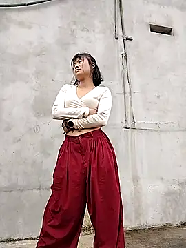 linda_bae00のウェブカメラショー