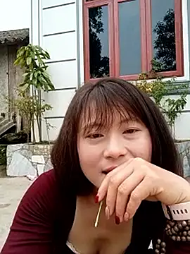 Chat soba uživo modela linda_bae00