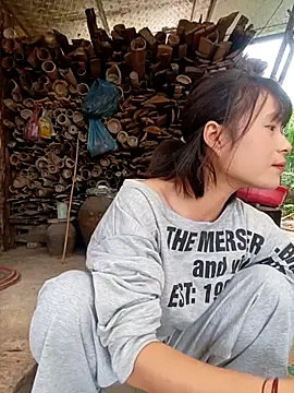 linda_bae00's Webcam Show