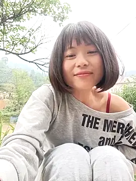 linda_bae00's Webcam Show