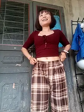 linda_bae00 webcam show