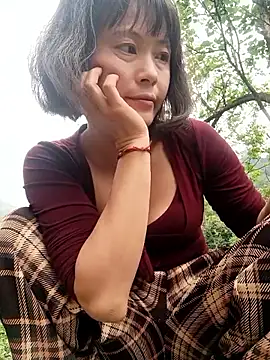 linda_bae00 webcam show