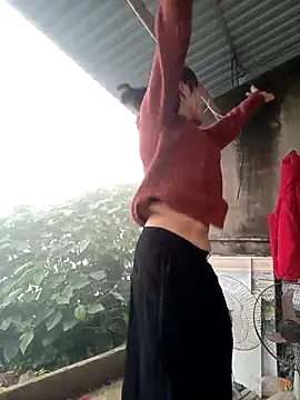 linda_bae00: διαδικτυακό σόου στην κάμερα