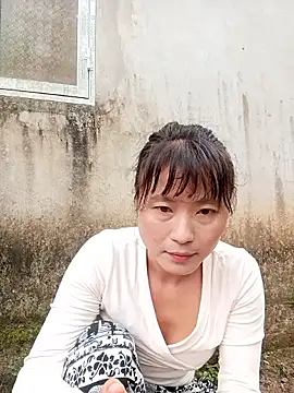 linda_bae00n Webbikameraesitys