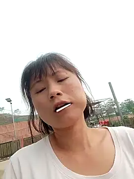 linda_bae00's Webcam Show