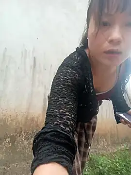 Show modela linda_bae00 na web-kameri